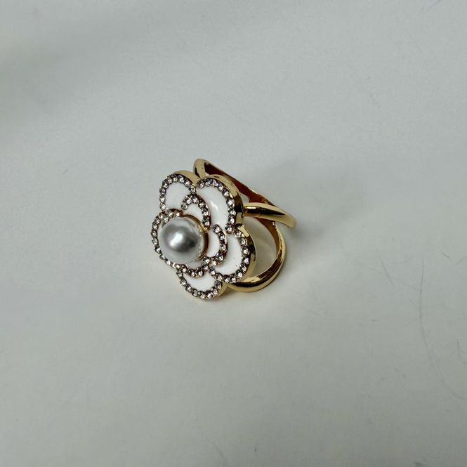 Hovedbilde Skjerfring Blomst med Perledetalj  og strass ...