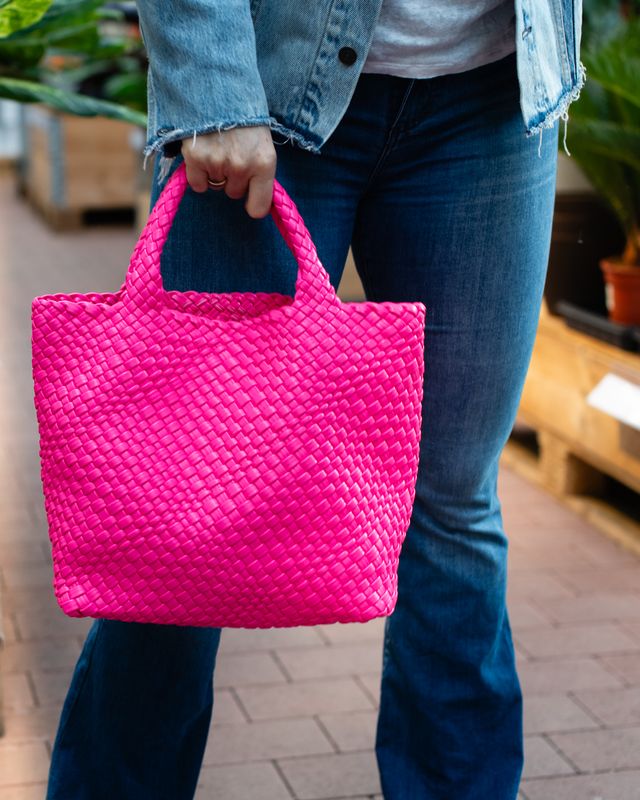 BILLIE flätad handväska - rosa