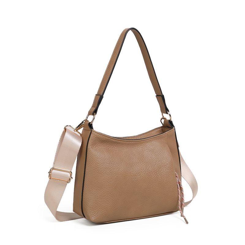 Himalaya soft bag beige - myk og tidløs veske i imitert skinn