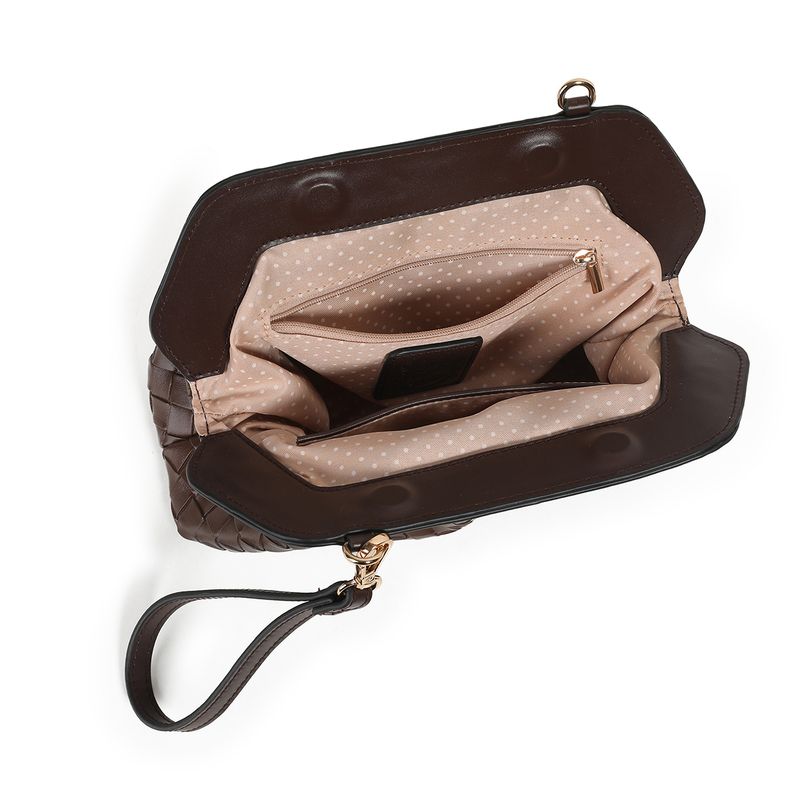 Indi flettet clutch - brun - elegant og tidløs veske