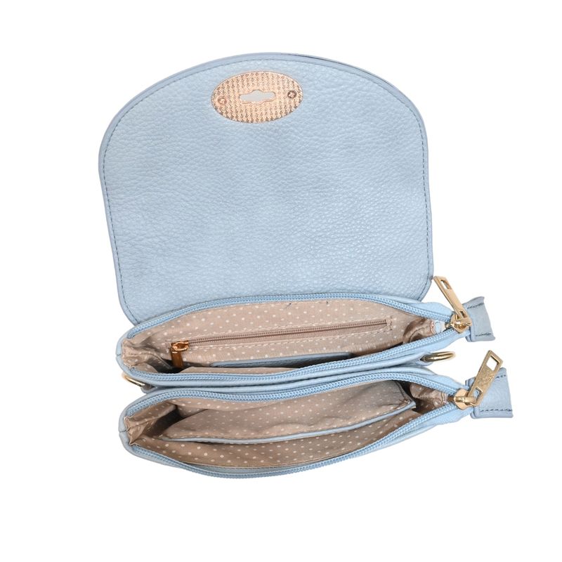 DANIELLE clutch blå pastel i imitert skinn